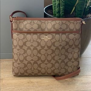 Coach NWOT crossbody purse